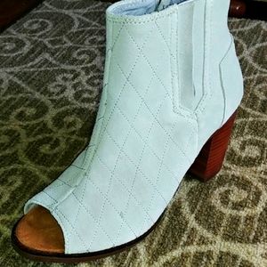 TOMs suede peep toe booties